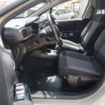 C3 BEIGE TECHO BLANCO LLANTAS 07