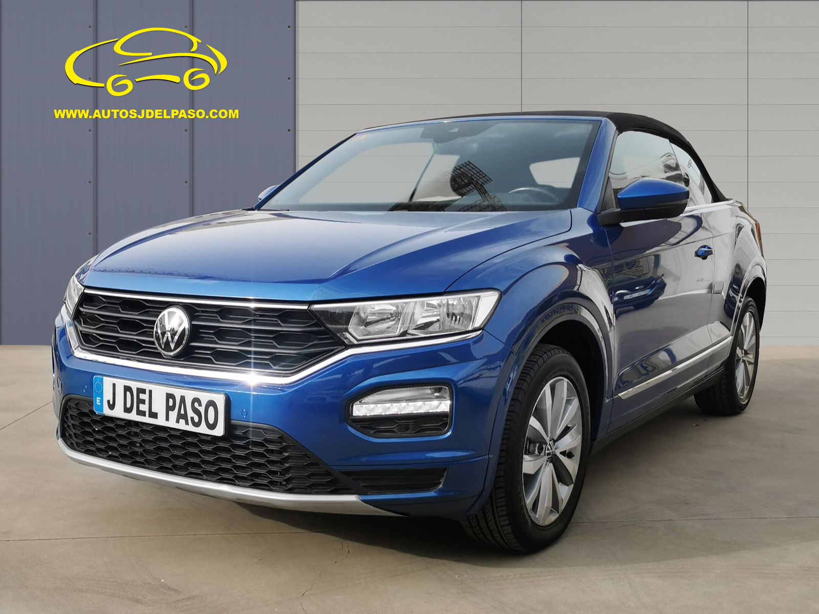 T ROC CABRIO AZUL 01