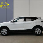 QASHQAI BLANCO DETALLES NEGROS 02