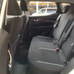 QASHQAI BLANCO DETALLES NEGROS 08